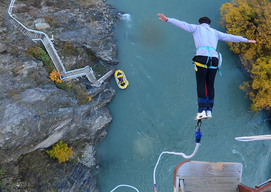 Bungey jumping in Sydney, Australia