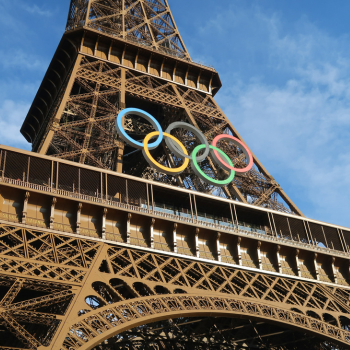 Eiffel Tower with Olympic rings 